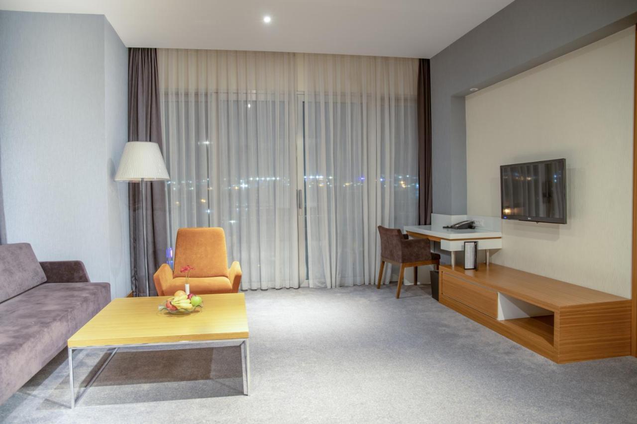 Ramada Plaza By Wyndham Istanbul Asia Airport Cocaeli Exterior foto
