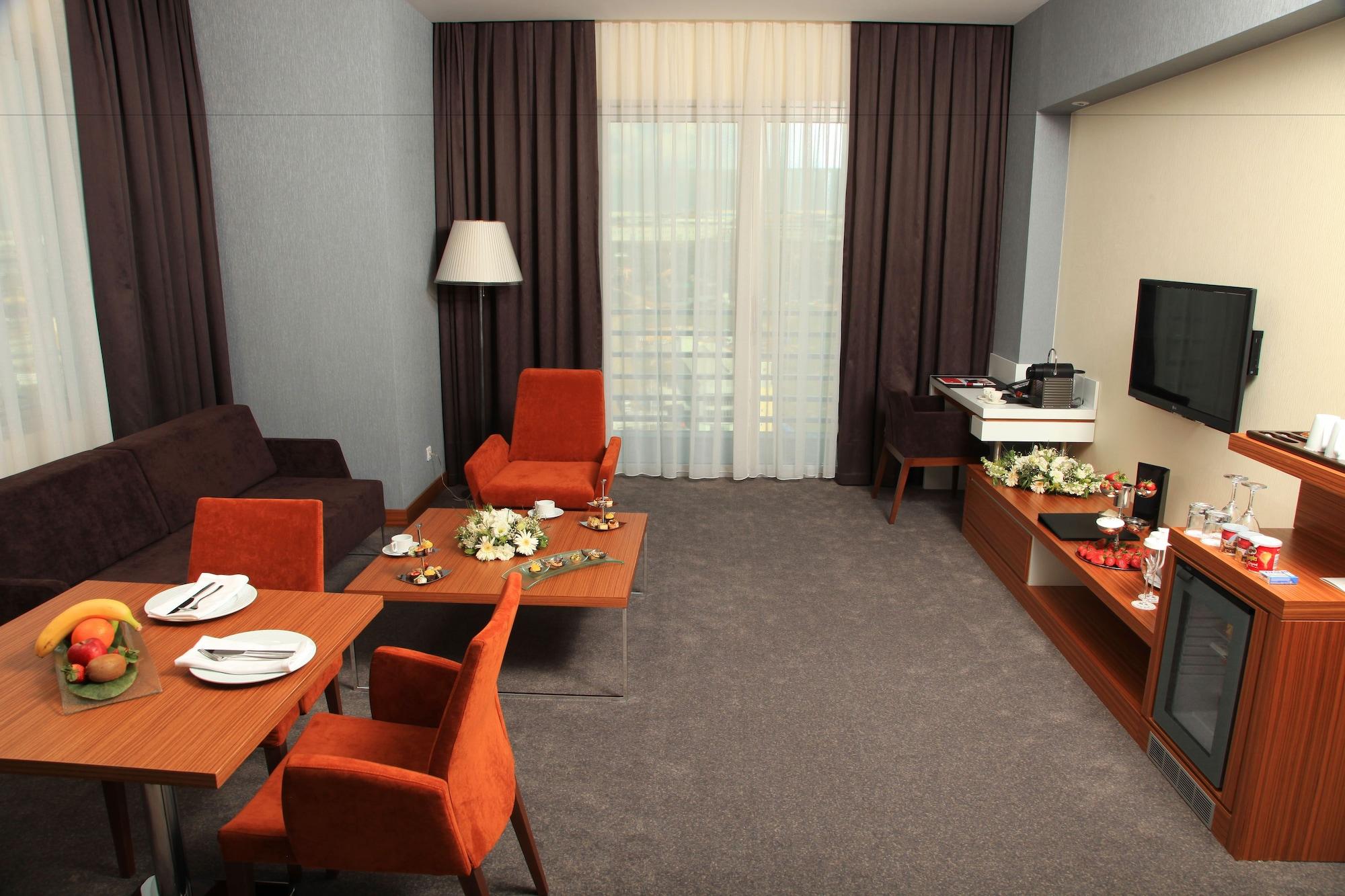 Ramada Plaza By Wyndham Istanbul Asia Airport Cocaeli Exterior foto