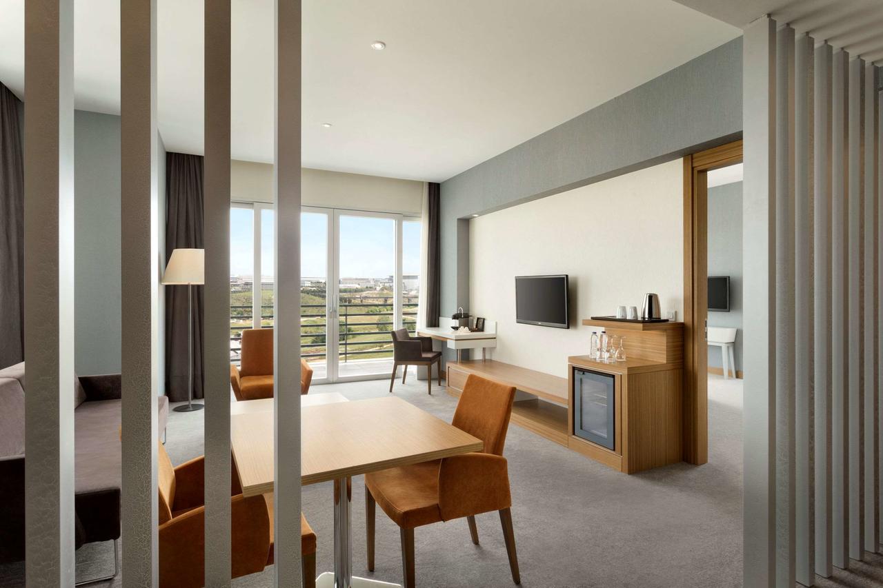 Ramada Plaza By Wyndham Istanbul Asia Airport Cocaeli Exterior foto